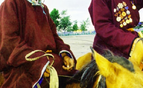 �����T���ɹ�������L(f��ng)��������2ƪ