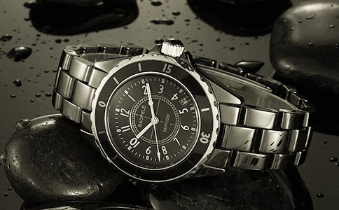 �ֱ����Ϻ����˵��s���S�P