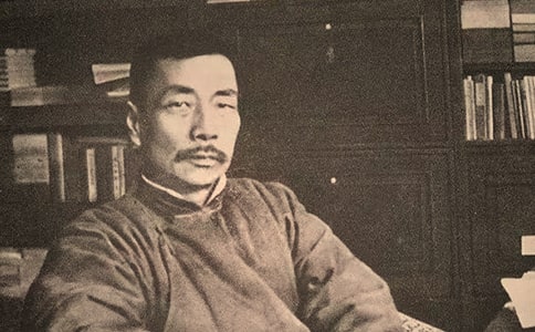 ��Ѹ������300�ֺϼ�8ƪ