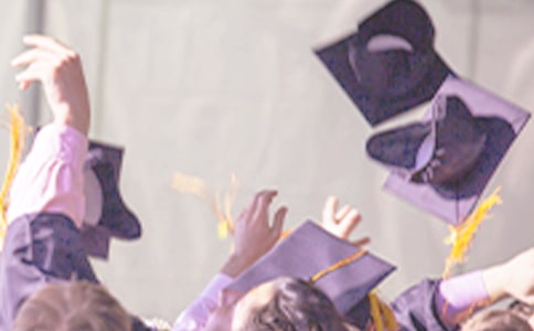 С�W(xu��)���꼉(j��)���I(y��)��(d��ng)�T��(hu��)У�L(zh��ng)�l(f��)�Ը�