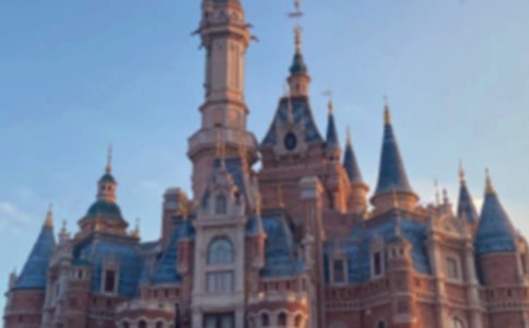 關(guān)于游香港迪士尼的作文