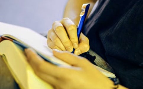 �χL���Ђ��x��з��ģ�ͨ��16ƪ��