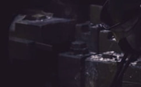 鋼鐵工人年終工作總結(jié)范文