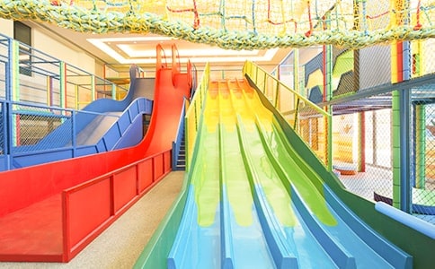 中班安全教案:滑滑梯