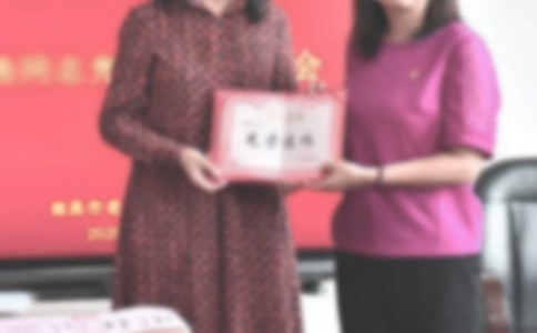 �g�͕�(hu��)�I(l��ng)��(d��o)�vԒ��ͨ��