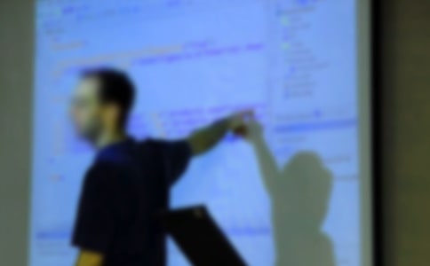 �����б��ý̎������l(f��)�Ը�