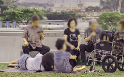 送給敬老院的愛周記