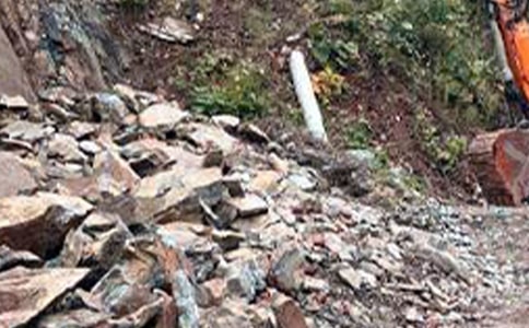 ��ʯ����(z��i)������r��(b��o)��