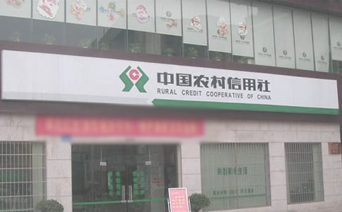 �r������������Ո������