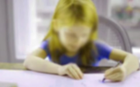 �ҵ�Ů���K�����R��ͣ����L�����İ�300��