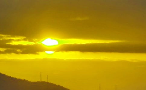 �茑�ճ���Ψ������52��