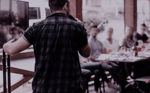 ���᡿������F(tu��n)��ӷ���