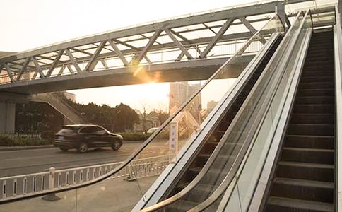 ����(j��ng)���Z(y��)�