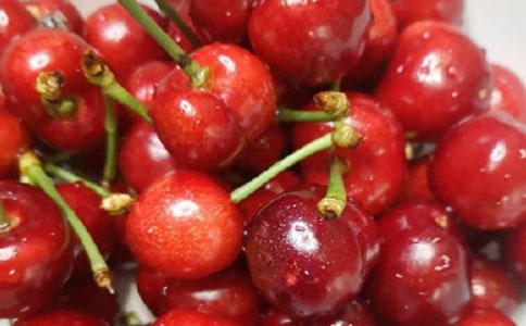 櫻桃的引誘散文