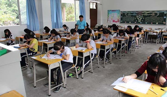 �Z�Ŀ�ԇ�]���Ùzӑ�����ģ�ͨ��6ƪ��